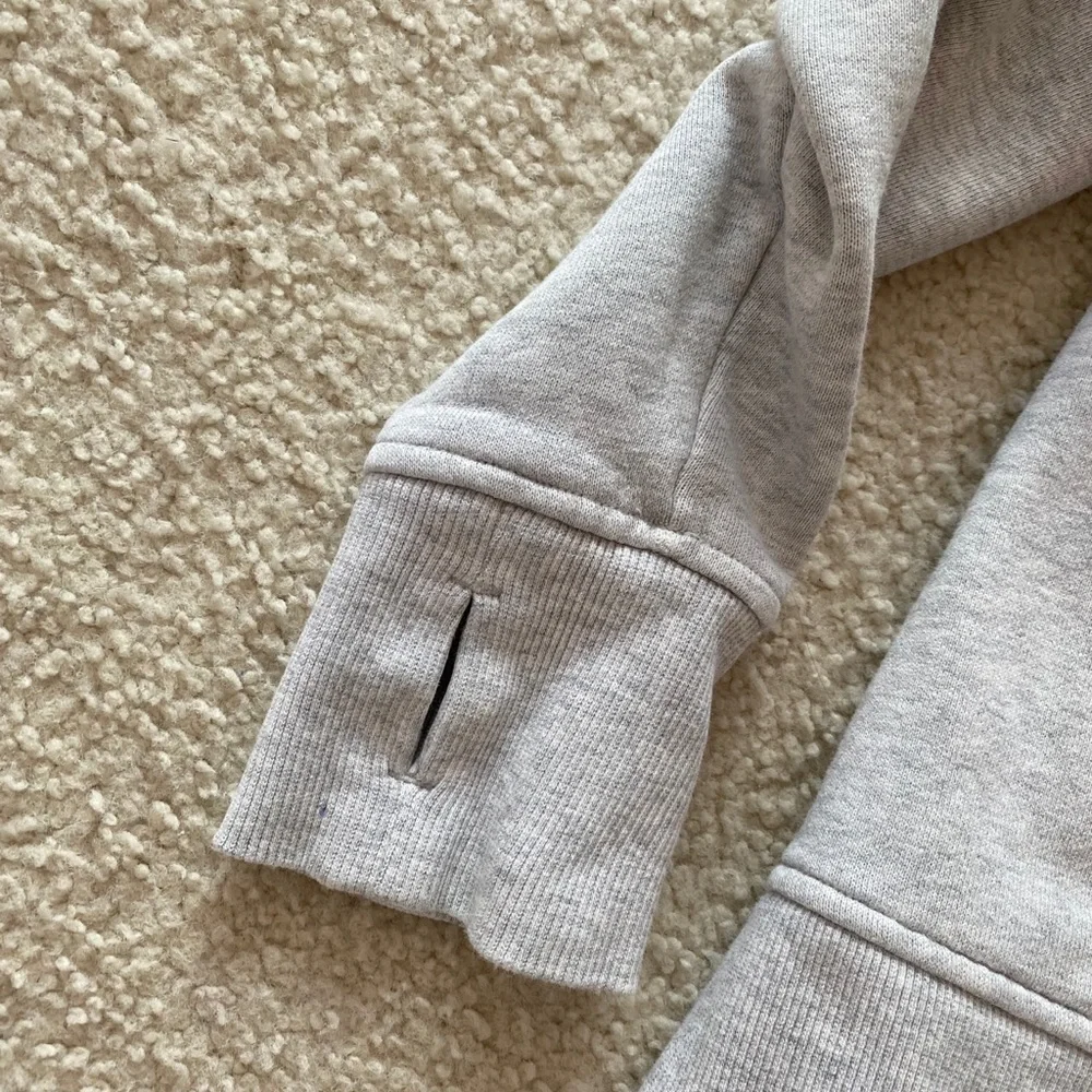 Lululemon Scuba Hoodie - Picture 8 of 12